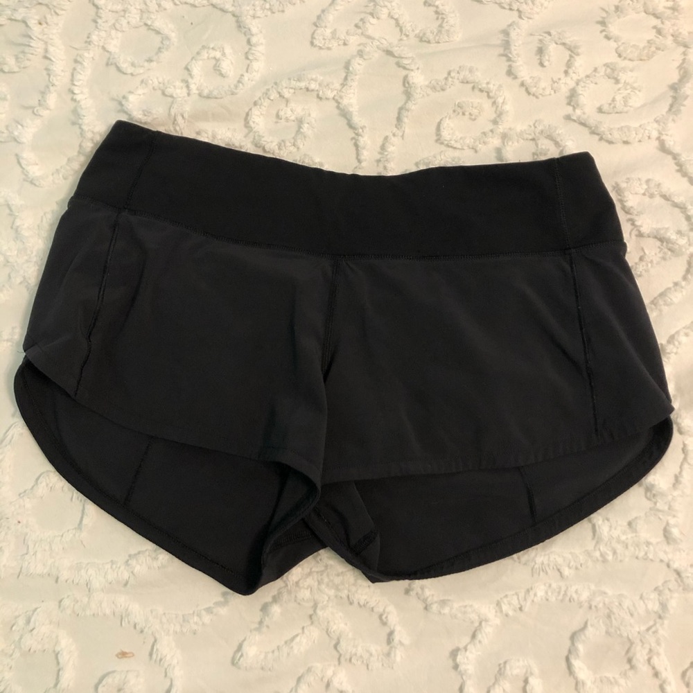 Lululemon Speed Up Short 2.5 in Size 4